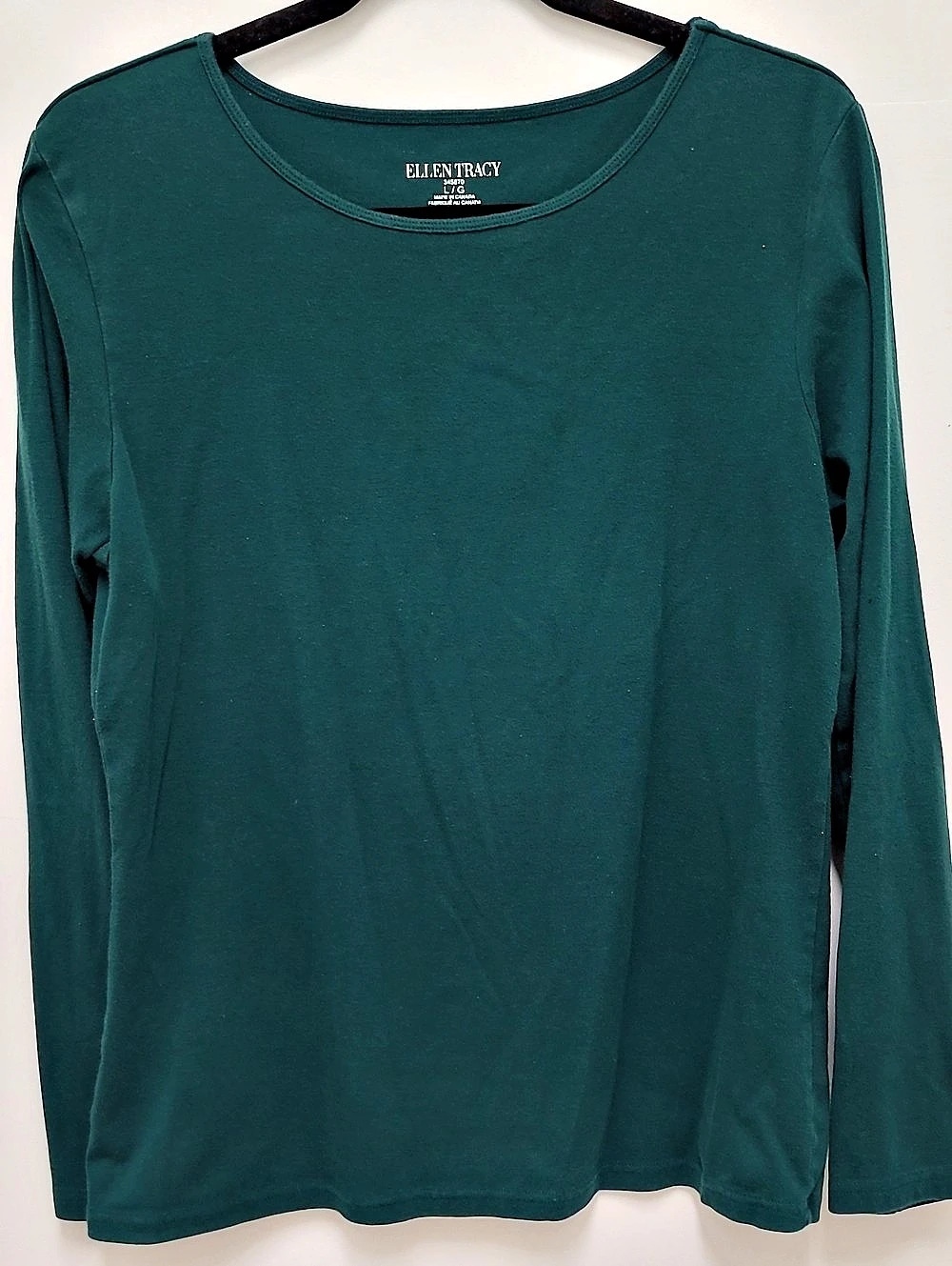 Long Sleeve Tee in Forest Green - Size Large